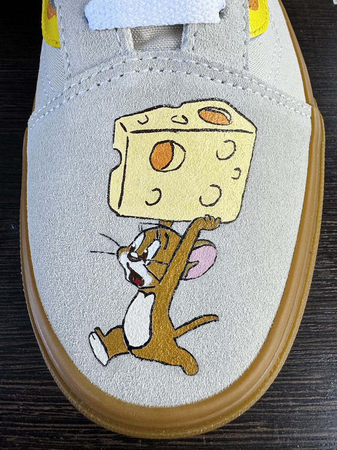 Tom & Jerry Custom Vans