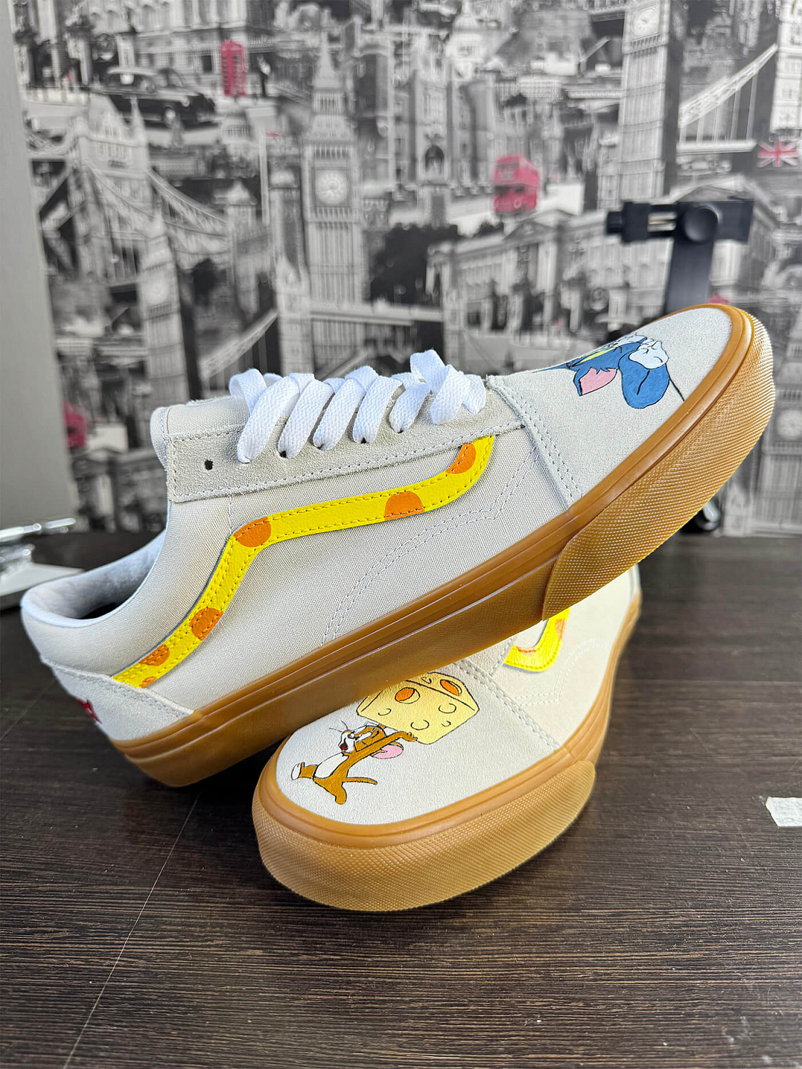 Tom & Jerry Custom Vans